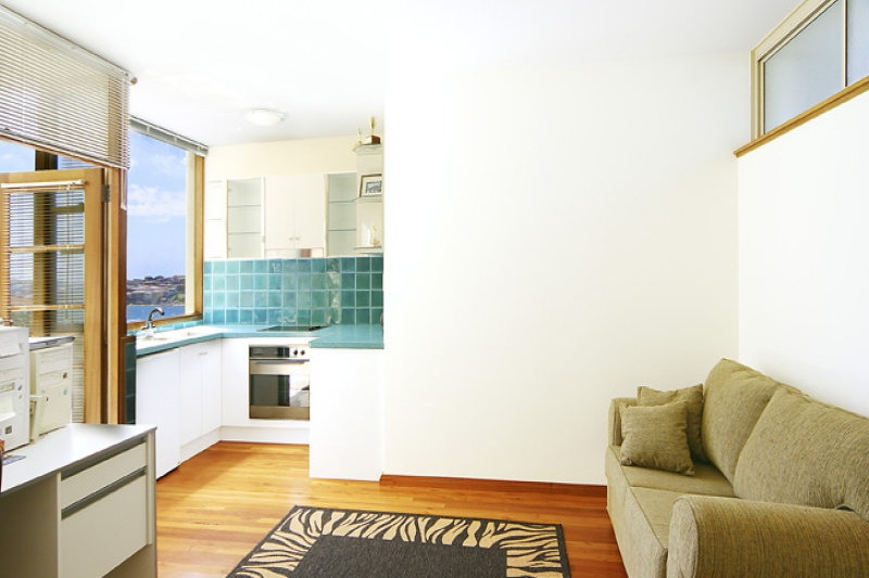 Photo #2: 2/24 Sandridge Street, Bondi Beach - Sold by Goodyer Real Estate