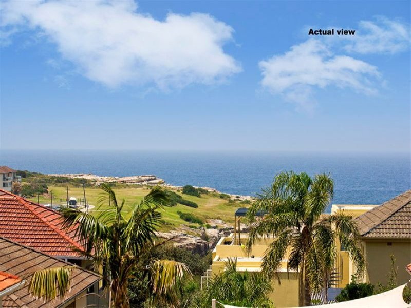 Photo #1: 9/30-32 Melrose Parade, Clovelly - Sold by Goodyer Real Estate