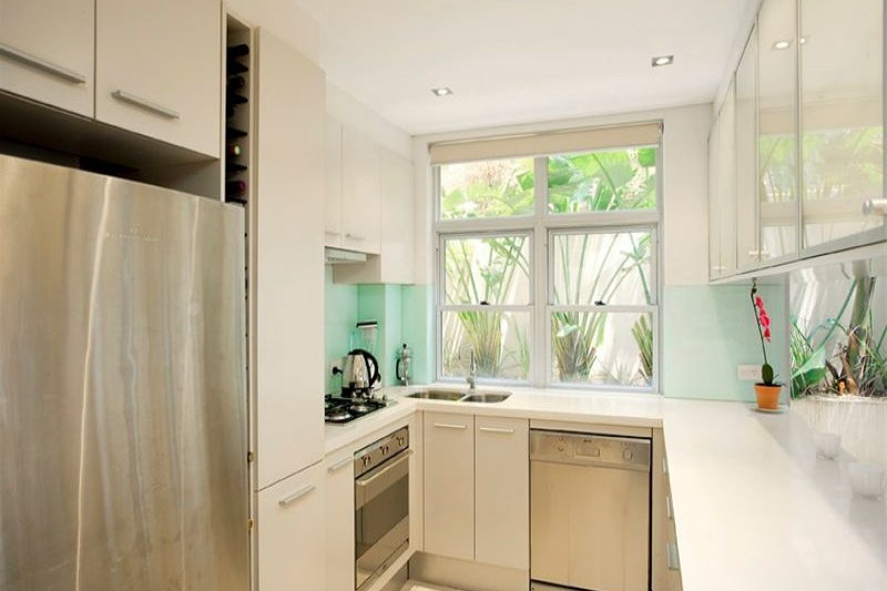 Photo #6: 8/30 Fletcher Street, Tamarama - Sold by Goodyer Real Estate