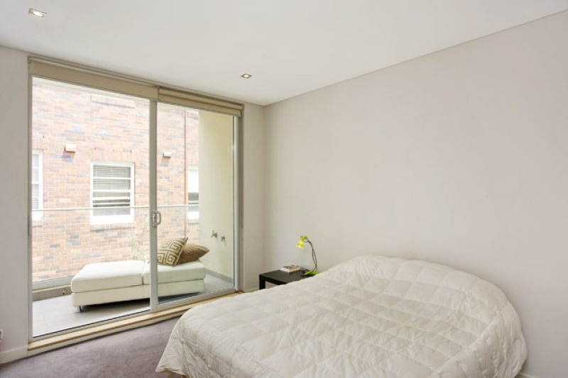 Photo #3: 18/30 Fletcher Street, Tamarama - Sold by Goodyer Real Estate