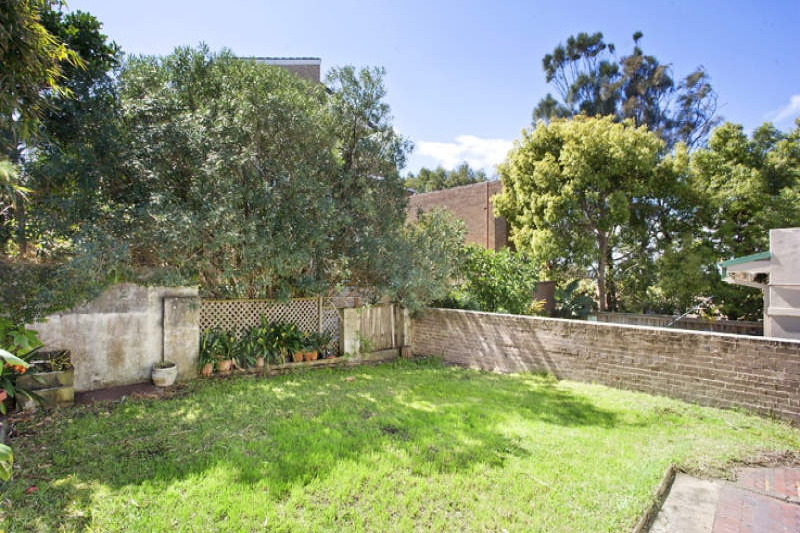 Photo #2: 6 Wilga Street, Bondi Beach - Sold by Goodyer Real Estate