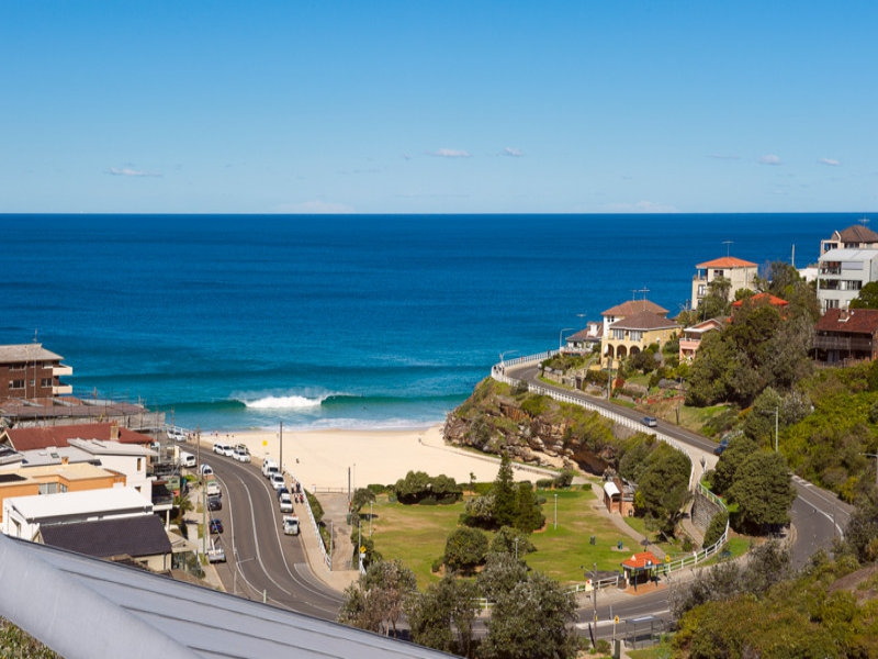 Photo #1: 12 Wonderland Avenue, Tamarama - Sold by Goodyer Real Estate