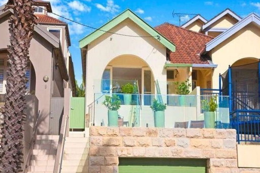 7 Rowland Avenue, Bondi Beach Sold by Goodyer Real Estate - image 2