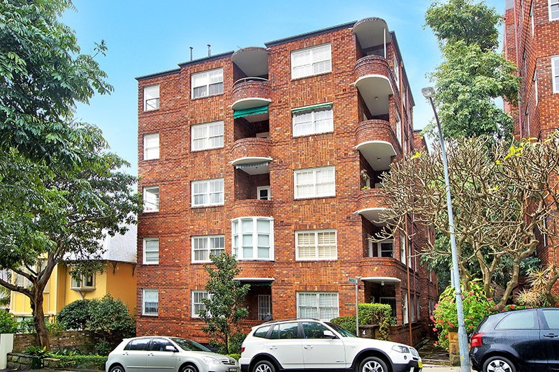 Photo #5: 2/4 Henrietta Street, Double Bay - Sold by Goodyer Real Estate