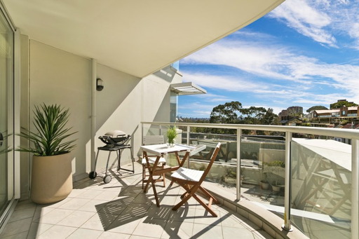 203/200  William Street, Woolloomooloo Sold by Goodyer Real Estate - image 3