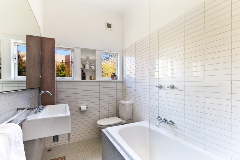 Photo #4: 5/5 Wills Avenue, Waverley - Sold by Goodyer Real Estate
