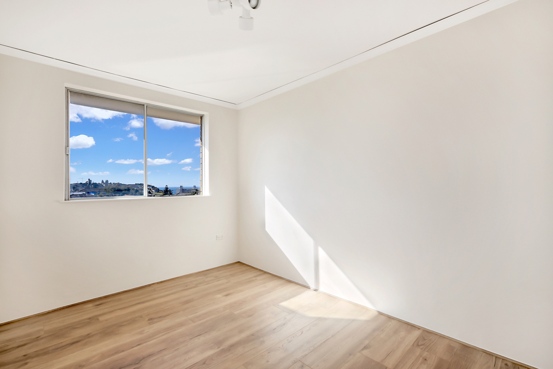 Photo #5: Dover Heights - Leased by Goodyer Real Estate