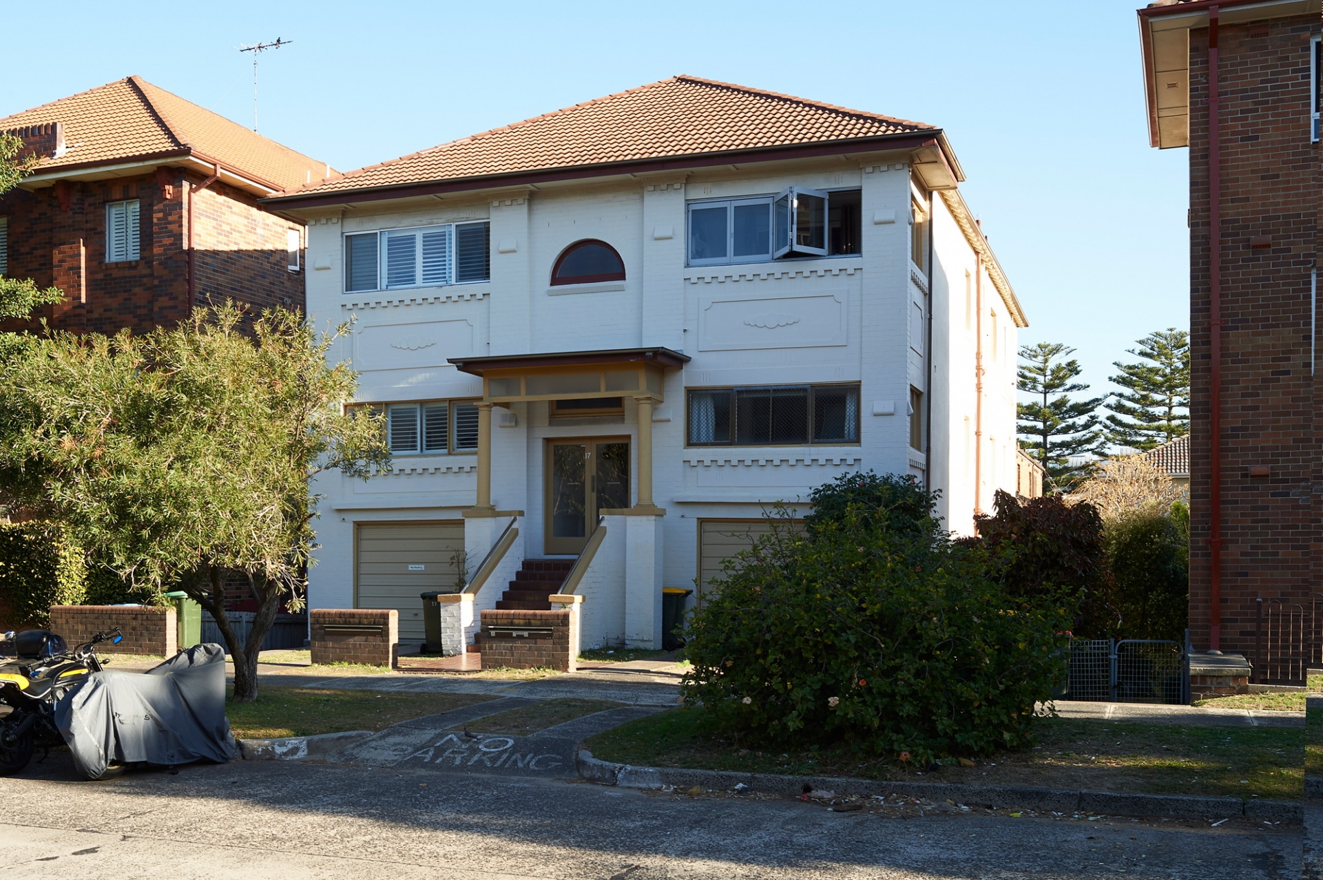 Photo #1: 4/17 Ramsgate Avenue, Bondi Beach - Sold by Goodyer Real Estate