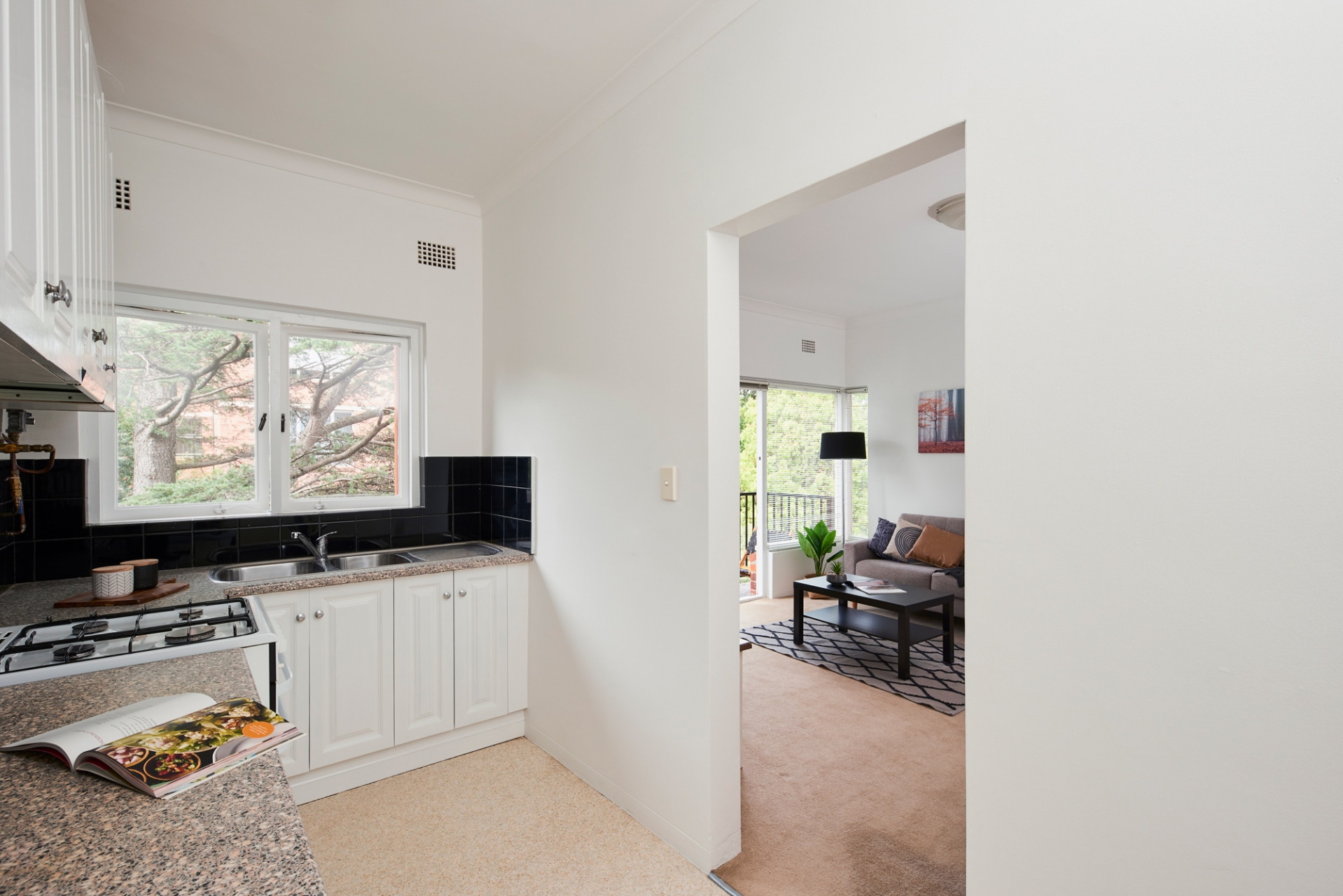 Photo #6: 2a/7 Ocean Avenue, Double Bay - Sold by Goodyer Real Estate