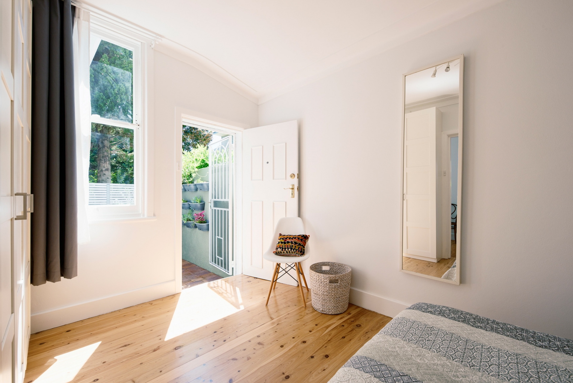 Photo #7: 13/26 Simpson Street, Bondi Beach - Sold by Goodyer Real Estate