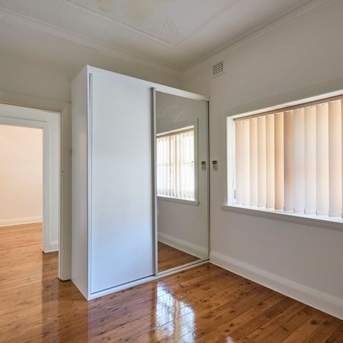 14a School Parade, Marrickville Sold by Goodyer Real Estate - image 4