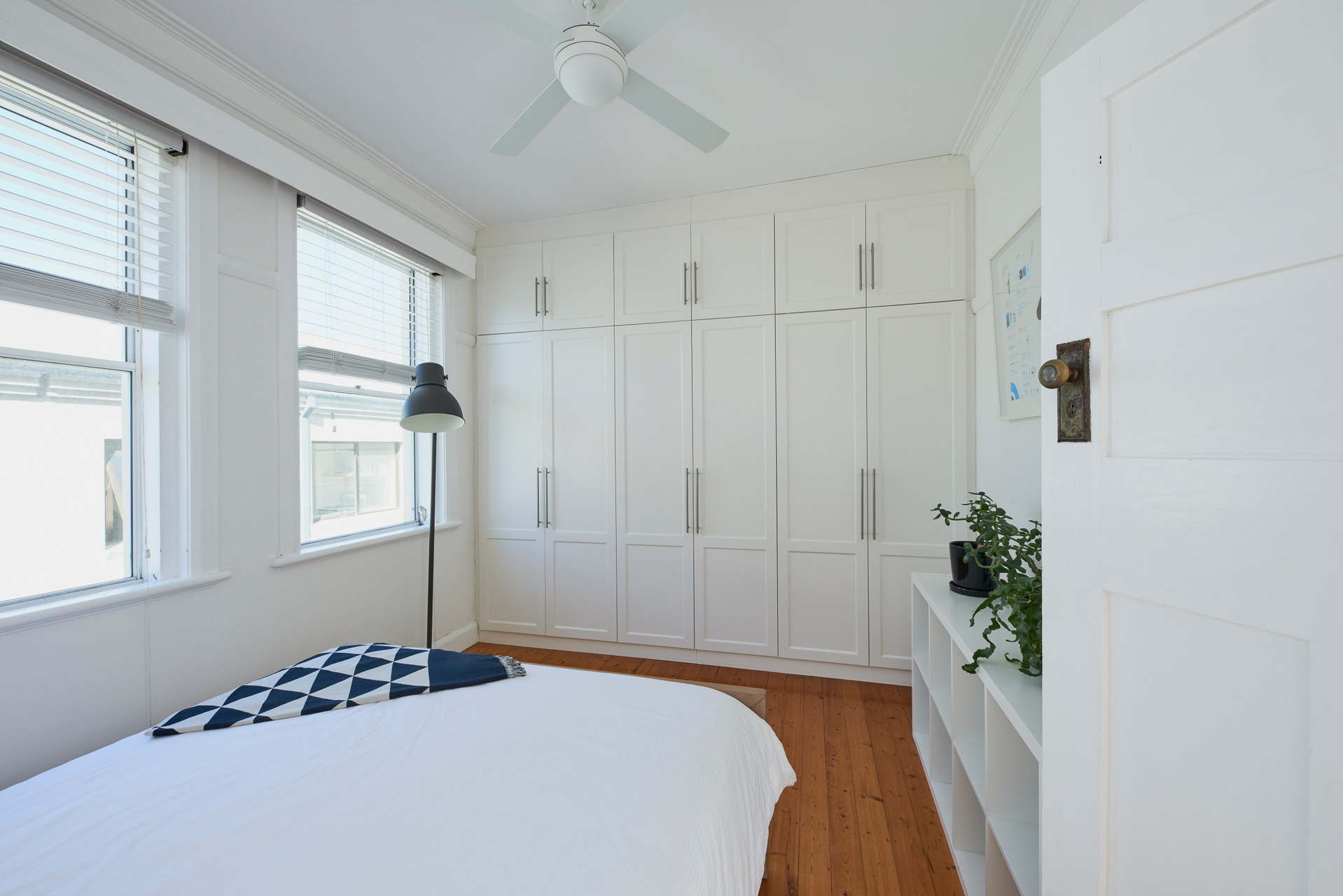 Photo #5: 11/238 Campbell Parade, Bondi Beach - Sold by Goodyer Real Estate