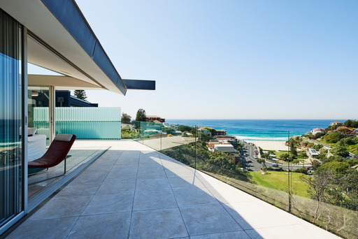 10 Wonderland Avenue, Tamarama Sold by Goodyer Real Estate - image 1