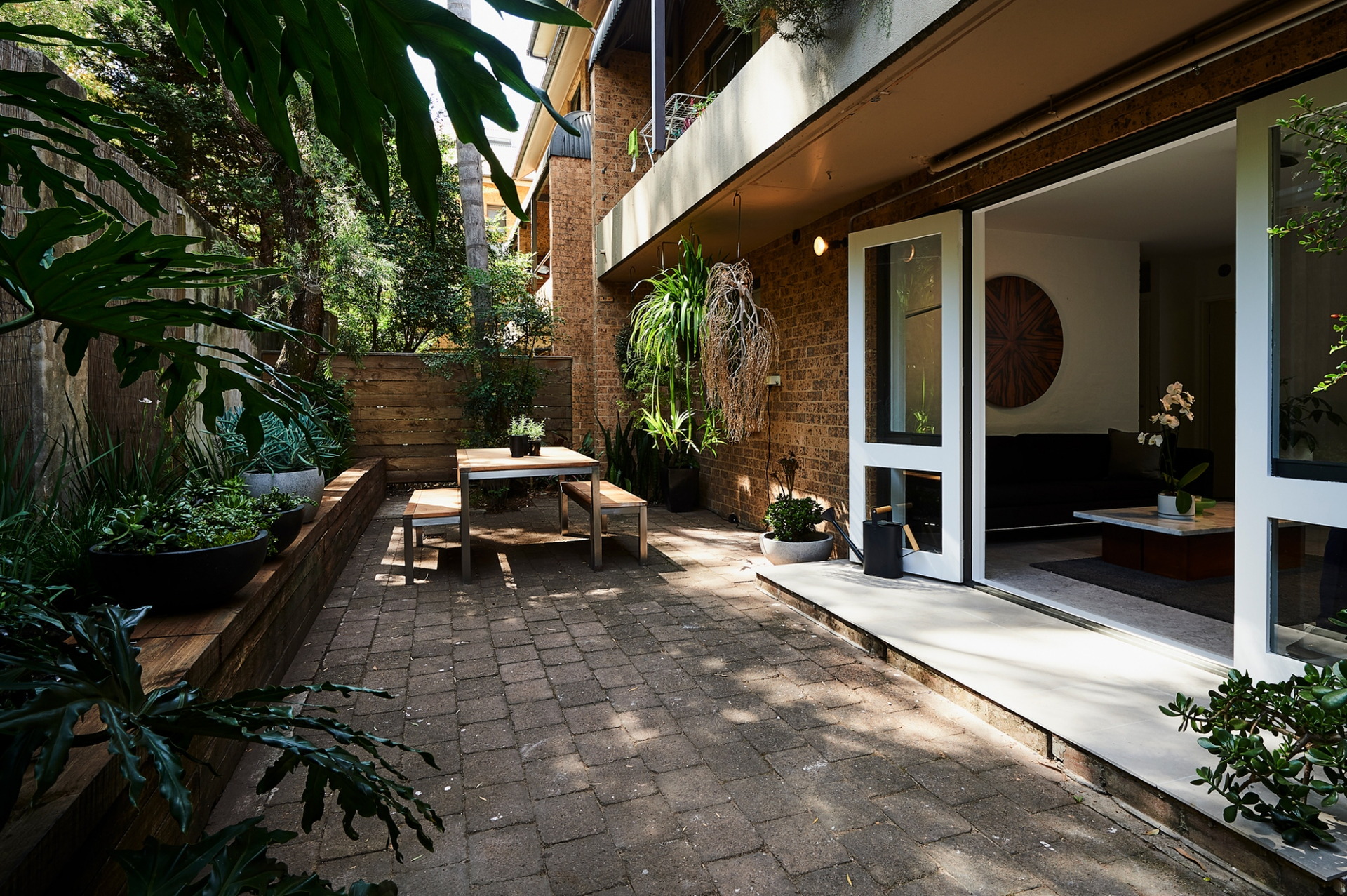 Surry Hills Leased by Goodyer Real Estate - image 1