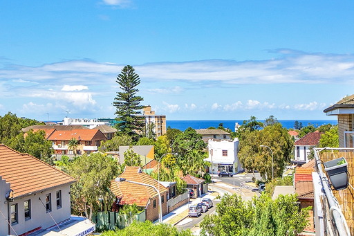 Bondi Beach Leased by Goodyer Real Estate - image 2