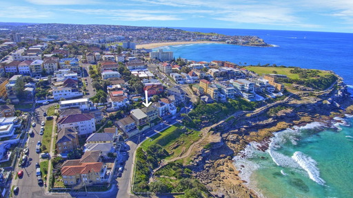 9 Gaerloch Avenue, Tamarama Sold by Goodyer Real Estate - image 2