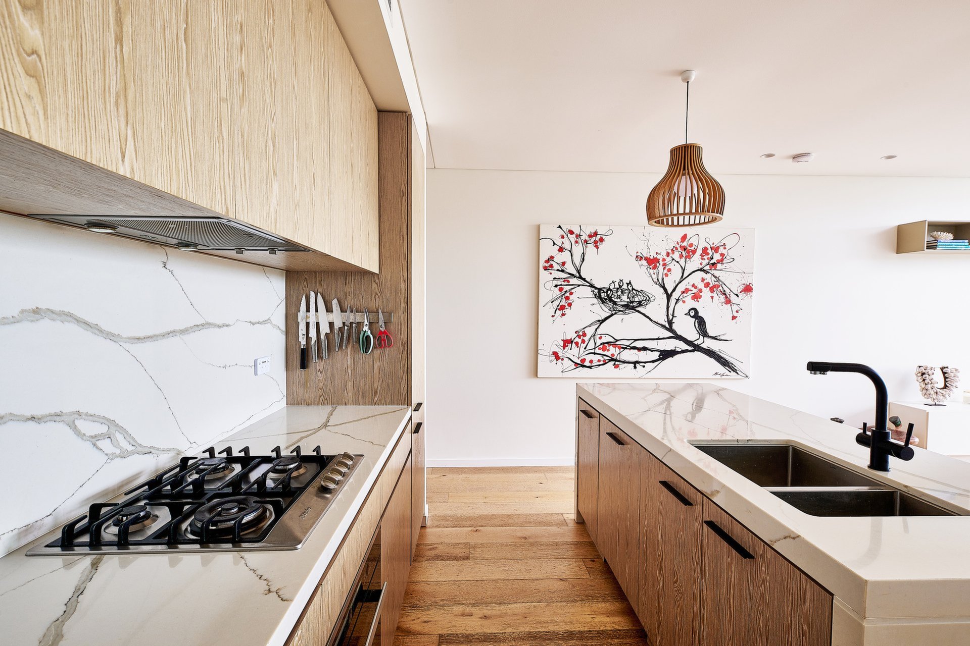Photo #3: 2/17 Wonderland Avenue, Tamarama - Sold by Goodyer Real Estate