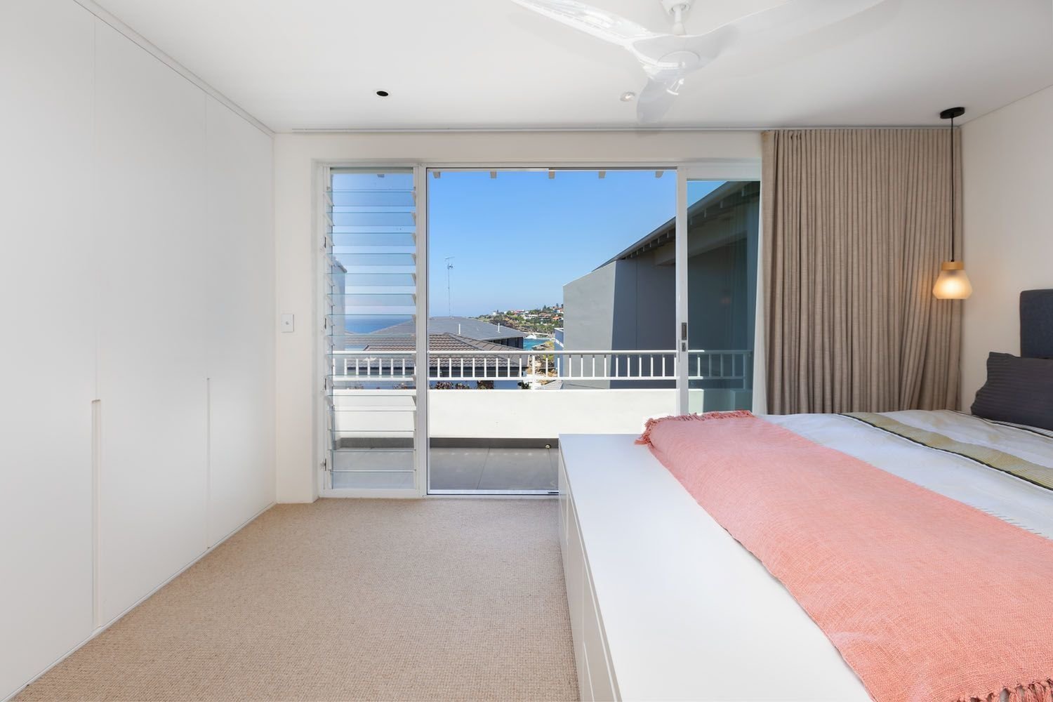 Photo #5: 3/25-27 Dellview Street, Tamarama - Sold by Goodyer Real Estate