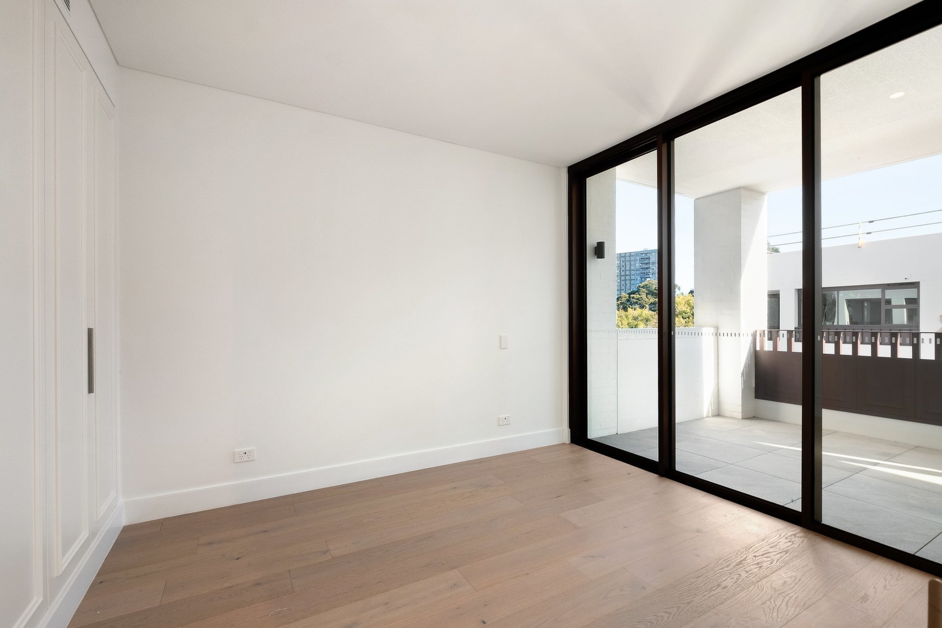 Photo #5: Redfern - Leased by Goodyer Real Estate