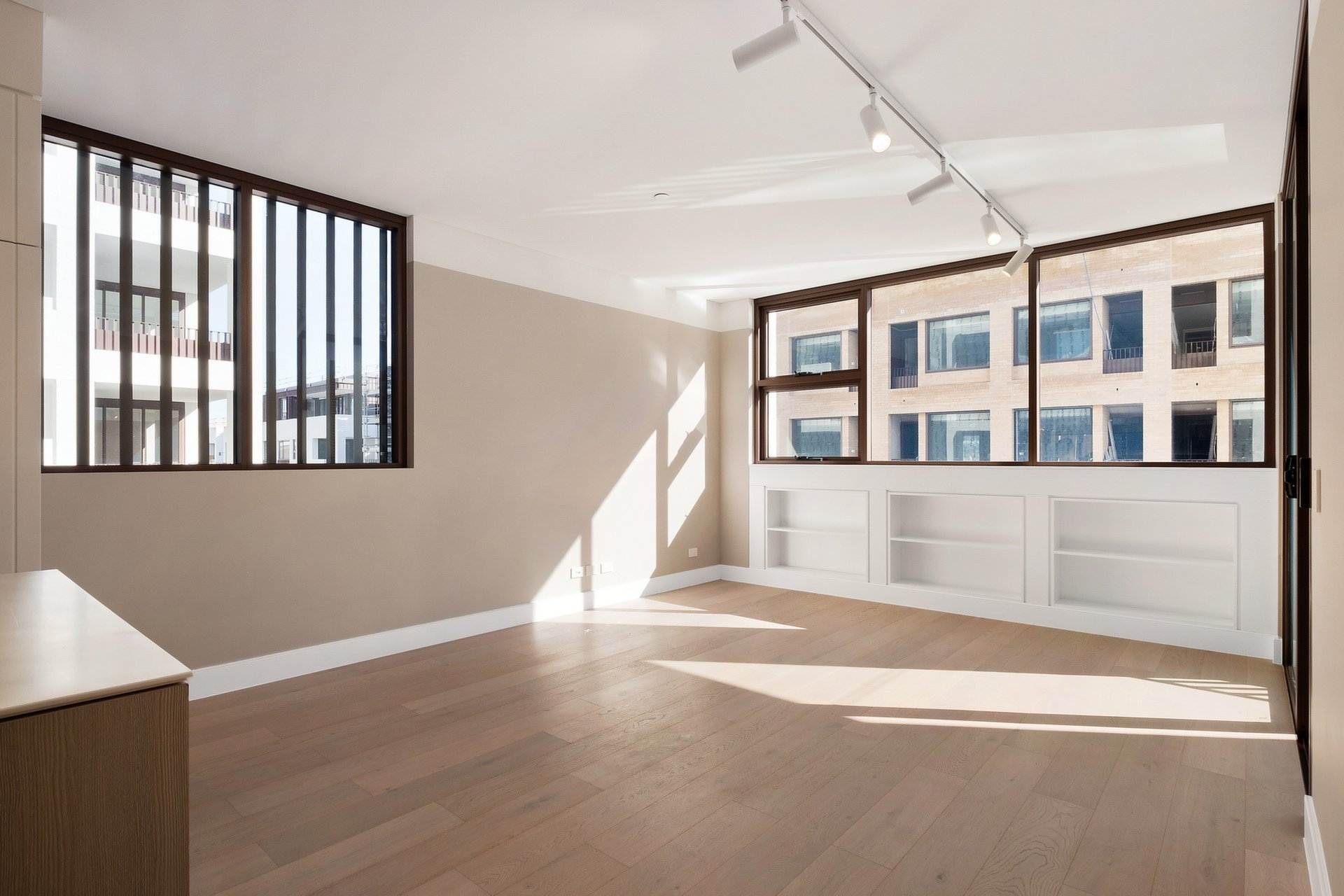 Photo #4: Redfern - Leased by Goodyer Real Estate