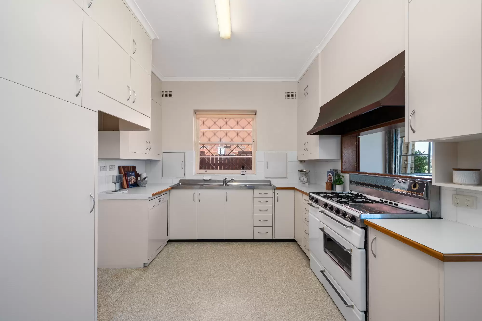Photo #16: 9 Victory Street , Rose Bay  - Sold by Goodyer Real Estate