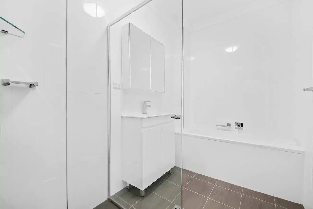 Photo #5: 6/83-91 Wilson Street, Newtown - Sold by Goodyer Real Estate